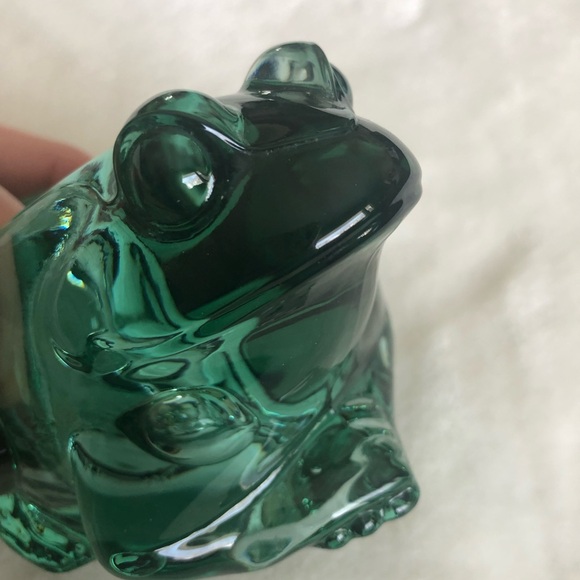 Vintage Indiana Glass “Spanish Green” Frog Votive Candle Holder — #07138 - Picture 7 of 9